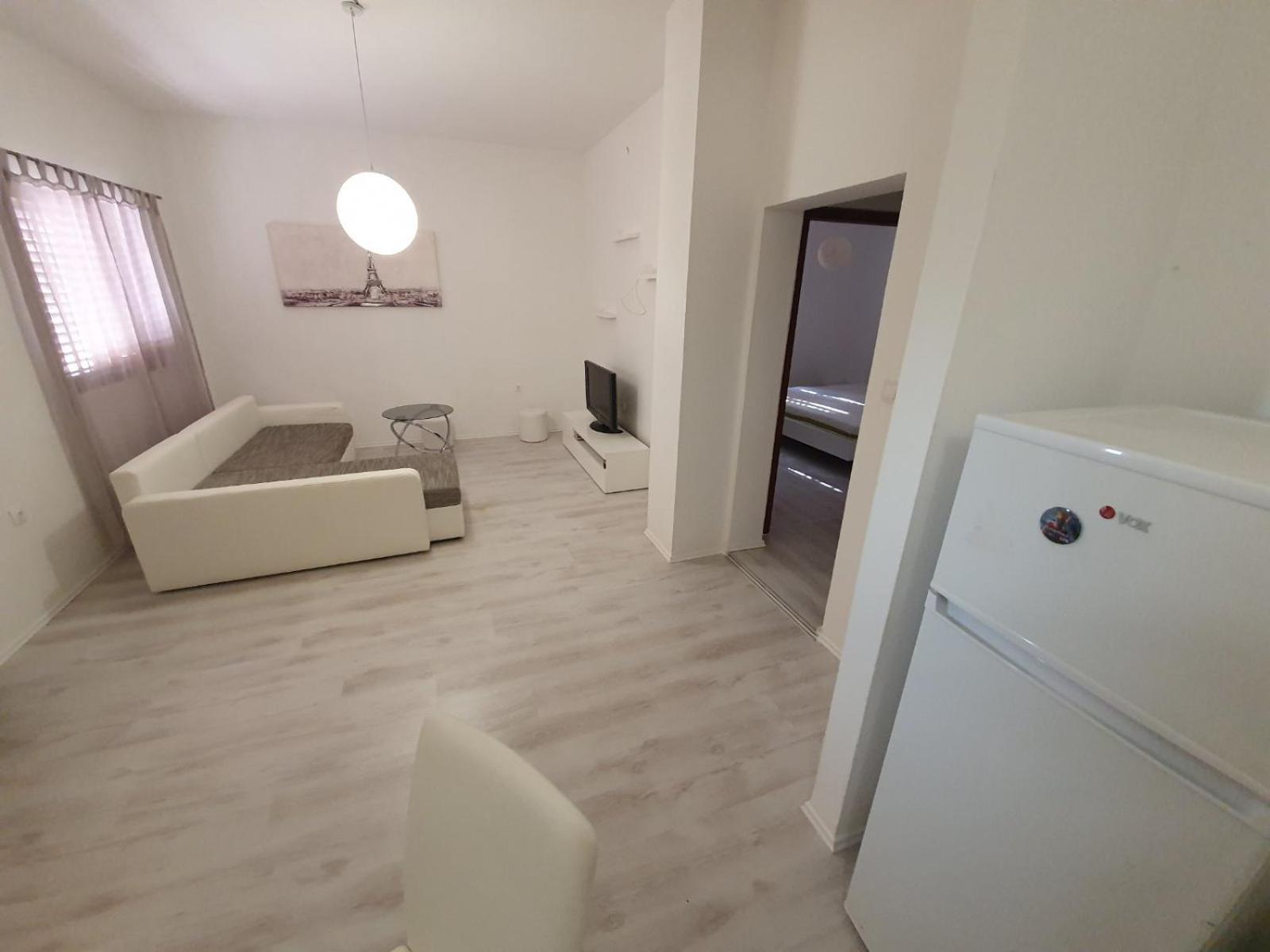 Apartmani Desnica Kruševo 외부 사진